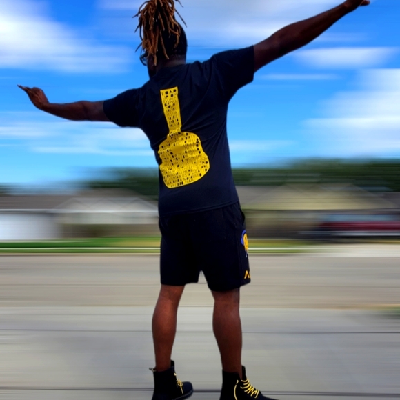 Custom Nirvana T-Shirt - Picture 4 of 4